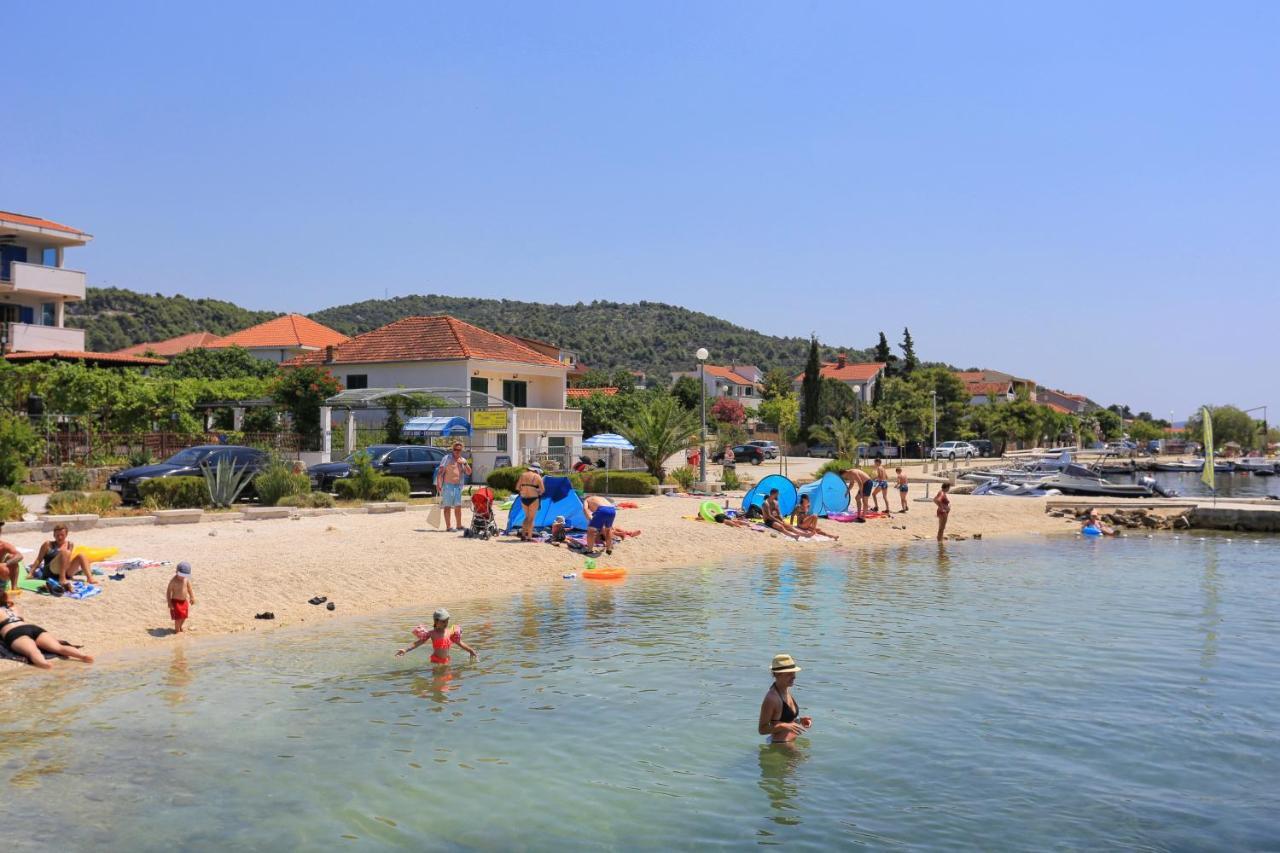Apartments With A Parking Space Poljica, Trogir - 10010 マリナ エクステリア 写真