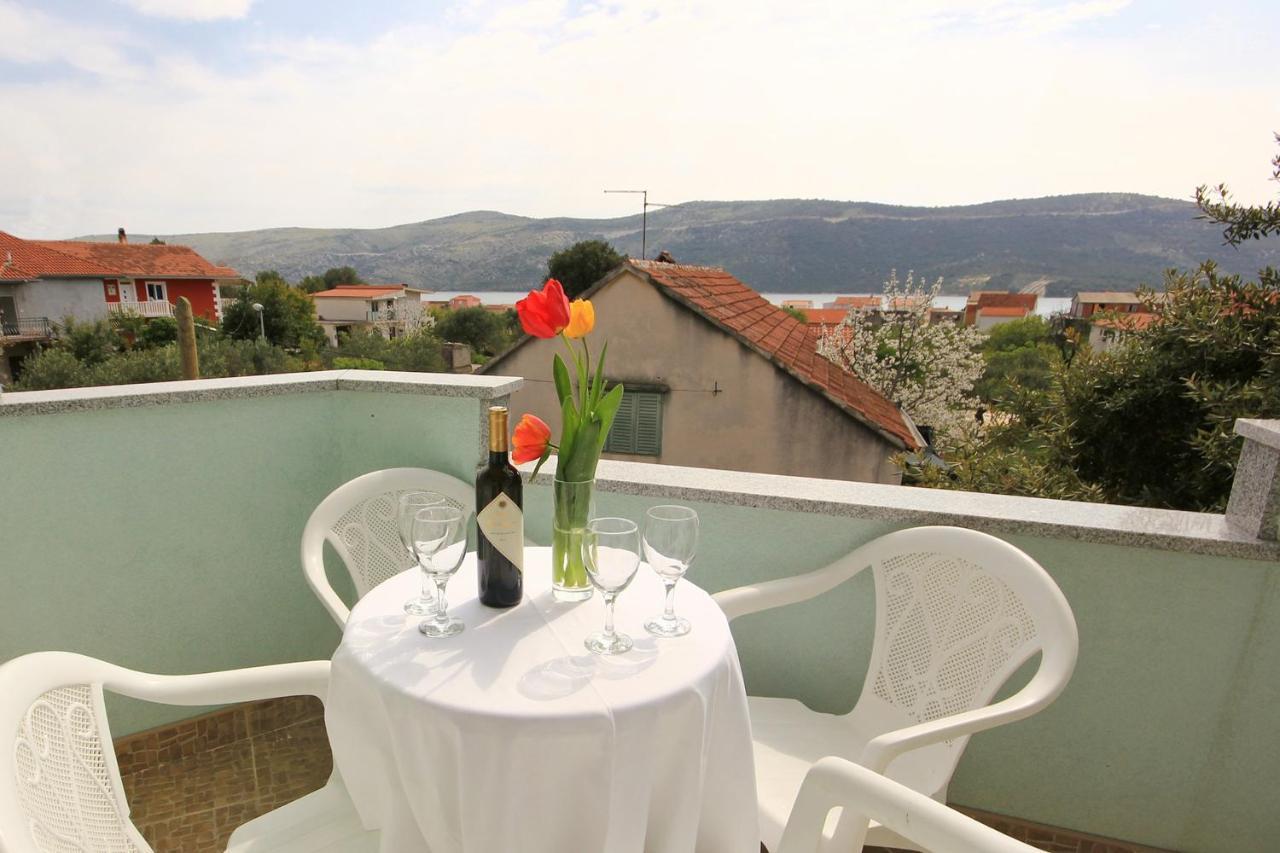 Apartments With A Parking Space Poljica, Trogir - 10010 マリナ エクステリア 写真
